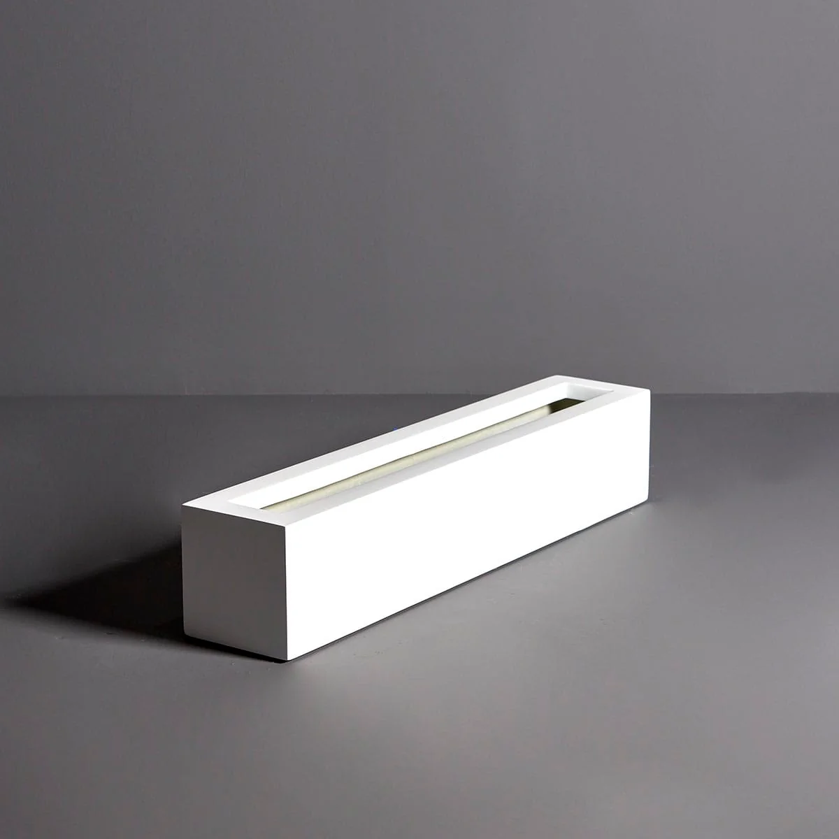 Salon Narrow Low Rectangular Planter - Pro Insulation and Fence