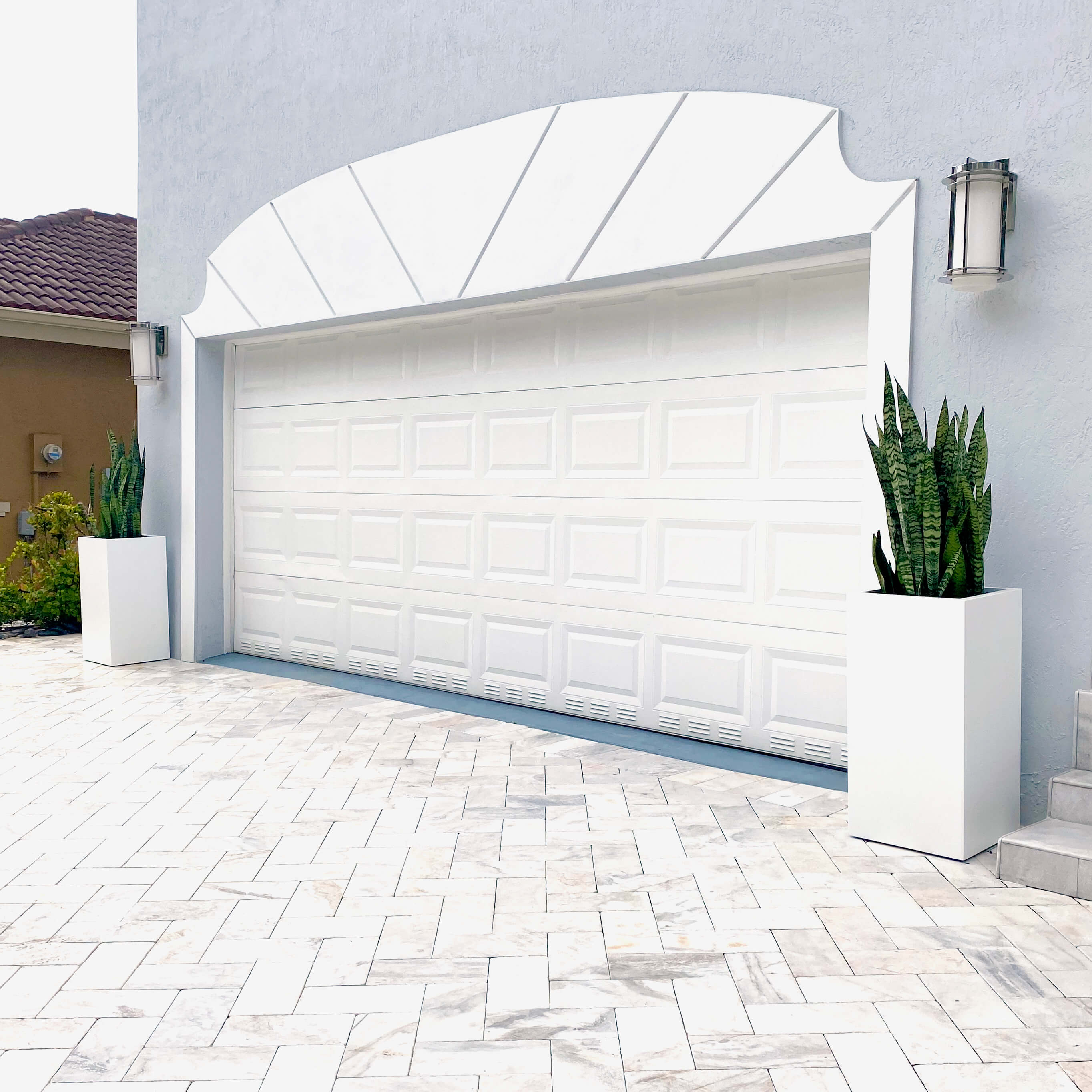 Brisbane Tall Corner Planter - Pro Insulation and Fence