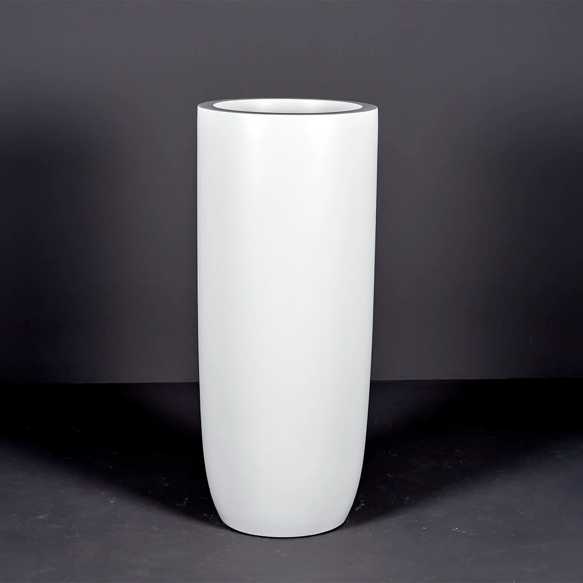 Saint Tropez Bullet Round Planter - Pro Insulation and Fence